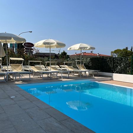 Hotel Renata Lazise Exteriör bild