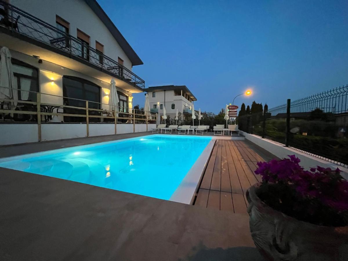 Hotel Renata Lazise Exteriör bild
